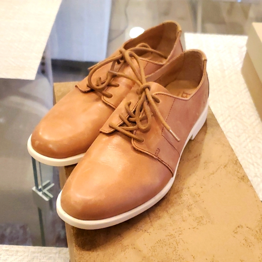 Born loafers